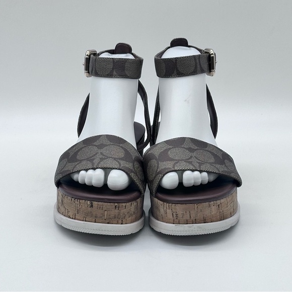 Coach Platform Sandals. Size 8. - Picture 2 of 12